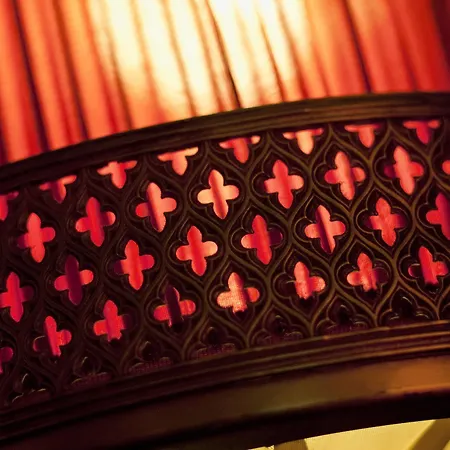 Hotel Chambiges Elysees 4*