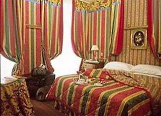 Chambiges Elysees Hotel 4*