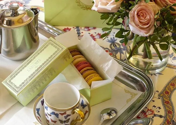 Hotel Chambiges Elysees