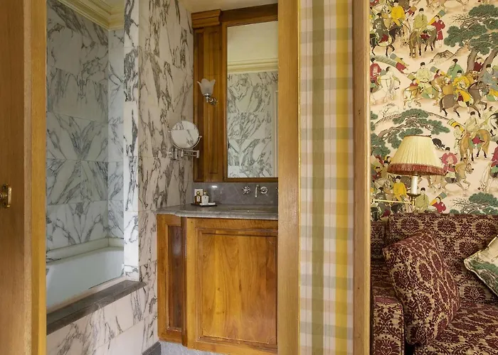 Hotel Chambiges Elysees