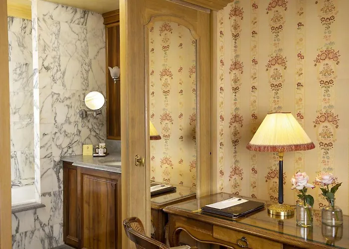 Chambiges Elysées Hotel Parigi