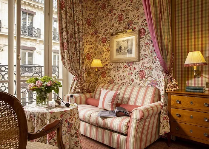 Chambiges Elysees Hotel 4*