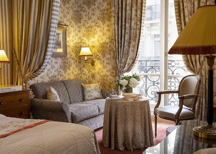 Chambiges Elysées Hotel 4*