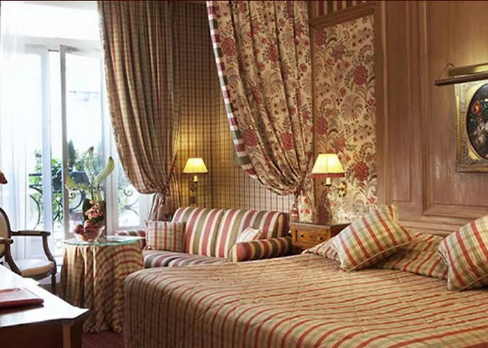 Chambiges Elysees 4* Paris