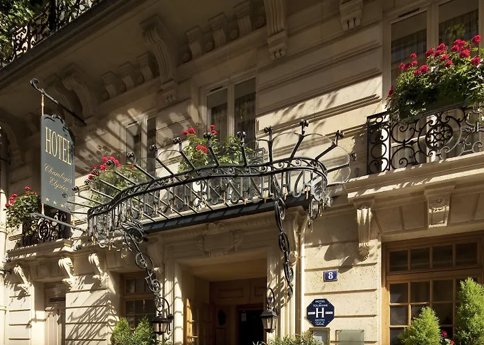 Chambiges Elysees Hotel 4*