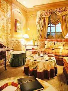 Chambiges Elysées 4*