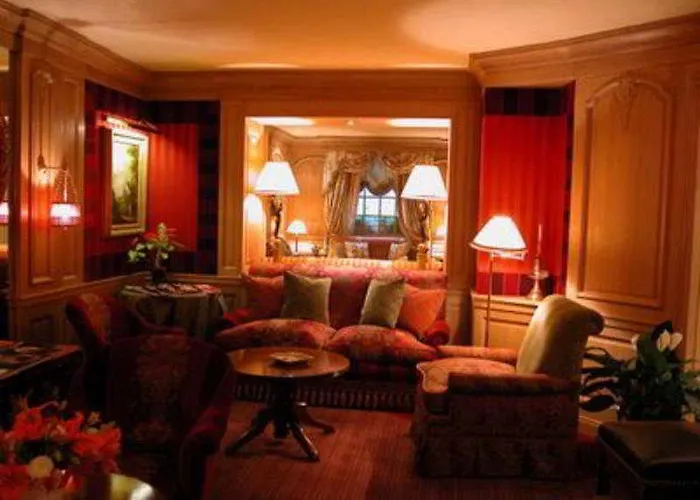 Chambiges Elysees 4*