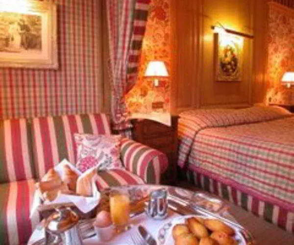 Hotel Chambiges Elysees 4*