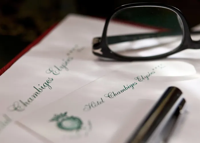 Chambiges Elysees 4* Paris