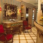 Hotel Chambiges Elysees 4*