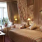 Hotel Chambiges Elysees