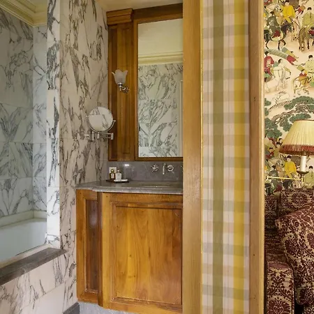 Hotel Chambiges Elysées
