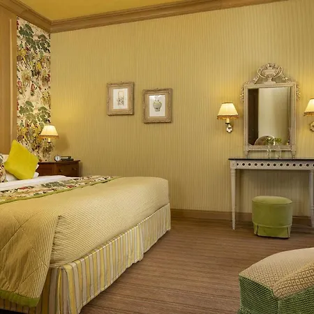Chambiges Elysées 4*