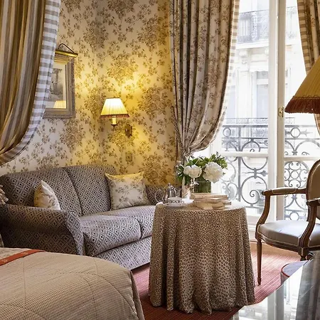 Chambiges Elysées Hotel 4*