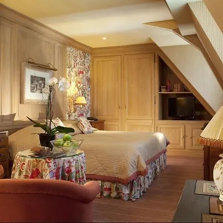 Hotel Chambiges Elysées